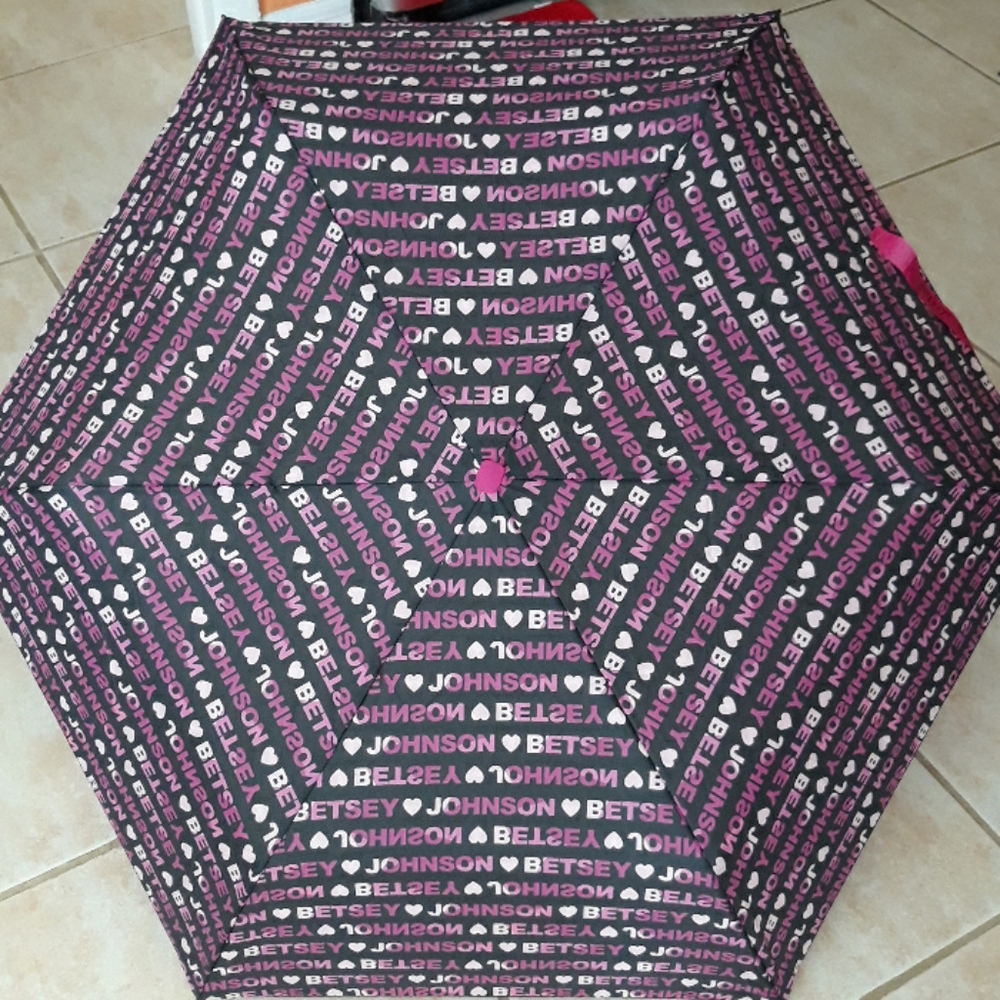 8x*Host Pick*Betsey Johnson umbrella - Picture 5 of 8
